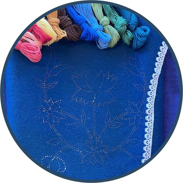 Hovedbilde Påtegnet Lue, Nordlandsbunaden Dame